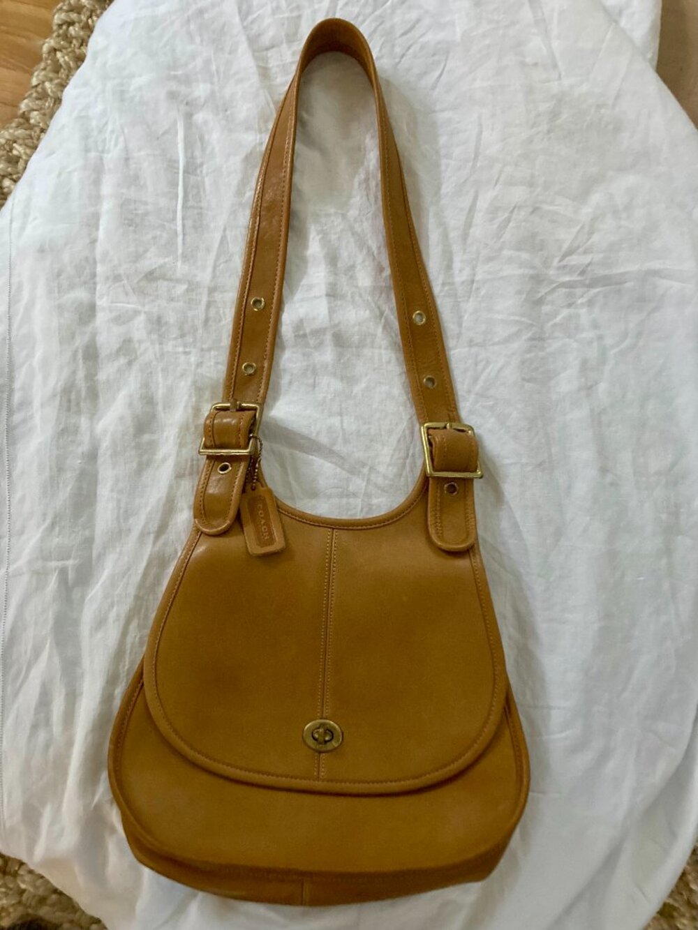 Coach Vintage Pre-Creed Stamp Hippie Crescent Saddle Bag Purse Tan/Brown